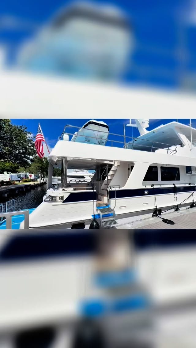POV: Delivering a custom guest matress to a yacht in Fort Lauderdale 🛥️✨One bed, quick and easy- comfort on the water made simple! #yacht #custom #diy #luxurylifestyle #luxury #yachtlife