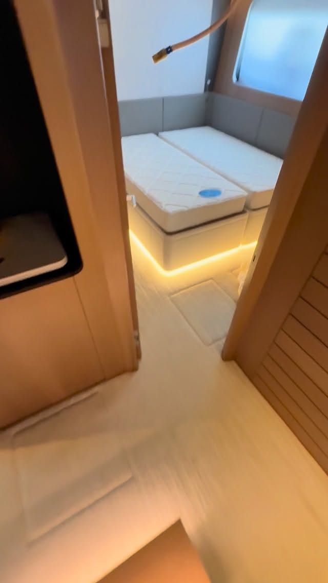 Leveling up the guest experience on this luxury build! 🛥️ 4 Twins. 2 Queens. 0 Compromises. We only deliver the best—Zeno Latex for that elite comfort at sea! 
#luxury #family #custom #YachtLife #diy